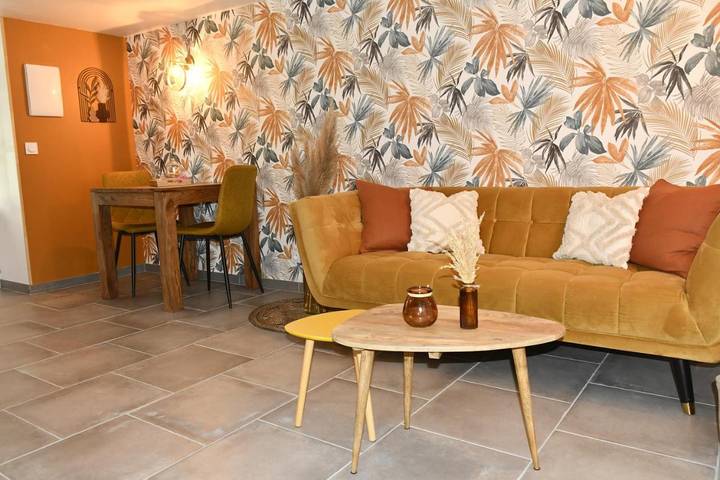 Gîte pour 2 personnes, avec jardin et piscine à Azé (Saône-et-Loir) - 2