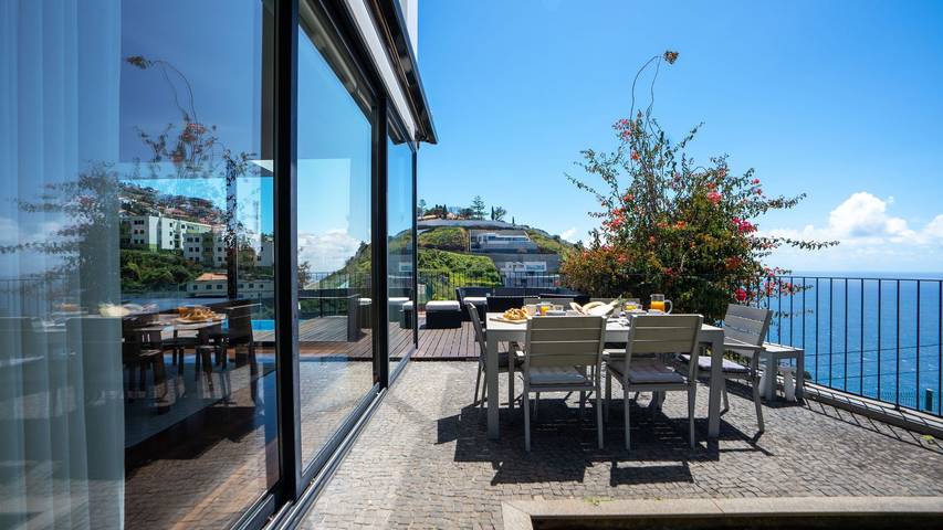 Location de vacances pour 8 personnes, avec jardin ainsi que piscine et vue sur l’océan à São Gonçalo - 4