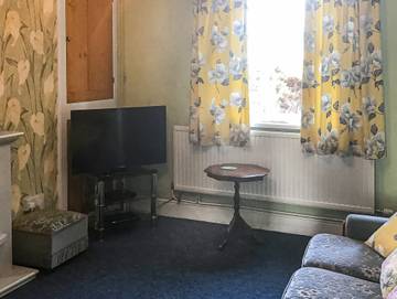 Holiday Home for 4 People in Murton, Swansea region, Photo 2