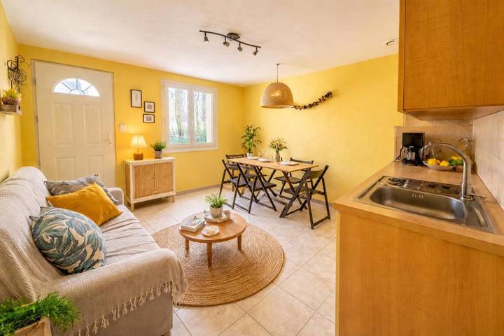 Gîte pour 4 personnes, avec Terrasse à Ortaffa