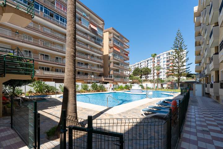 Vakantiewoning voor 4 personen, with balkon and zwembad as well as tuin, kindvriendelijk in Fuengirola