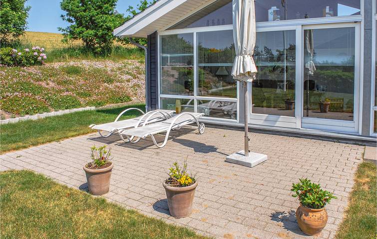 Ferienhaus für 6 Personen mit Terrasse in Egsmark Strand, Süddjursland