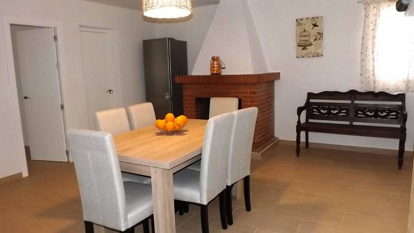 Apartamento de vacaciones para 6 personas, con piscina además de jardín y vistas, Se admiten mascotas en Tierra de Mérida - Vegas Bajas - 3