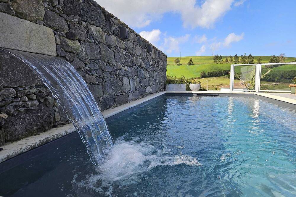 Casa do Cinzeiro, Açores - With private pool! in São Miguel Island, Nordeste