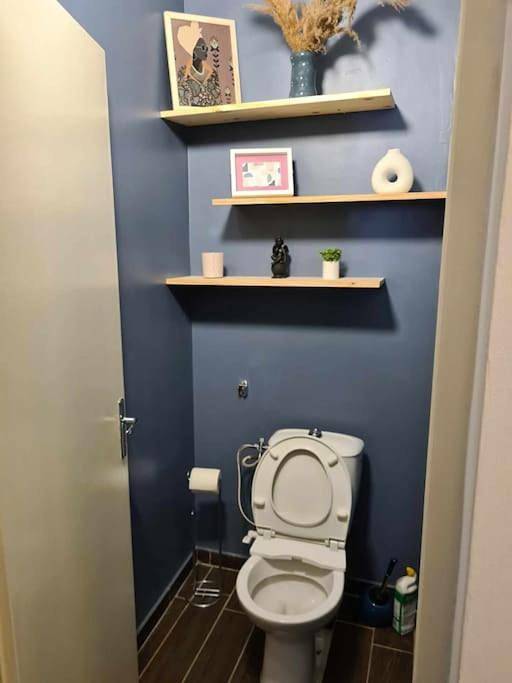 Appartement entier, L’Oasis Fleuri in Bourg-de-Péage, Région de Valence