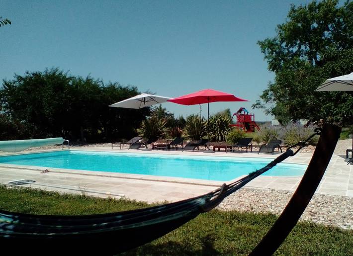 Gîte pour 8 personnes, avec jardin ainsi que piscine et terrasse à Bourran - 3