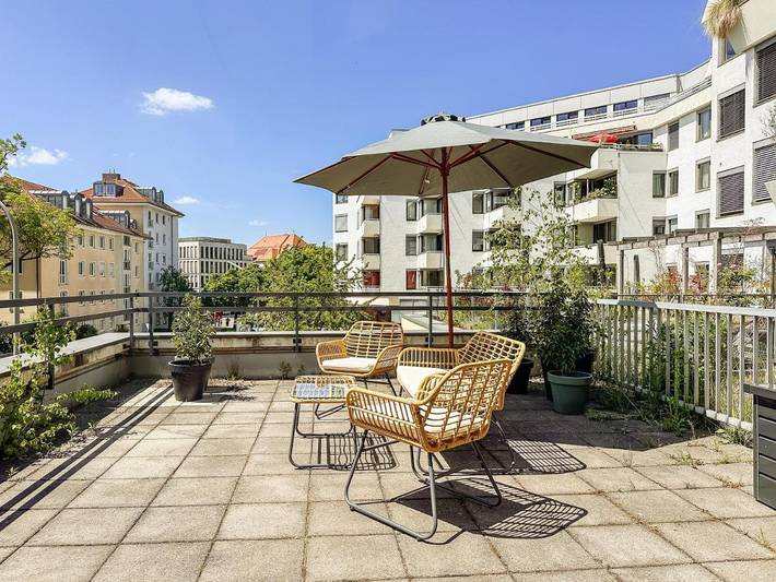 Ferienwohnung für 4 Personen, mit Ausblick und Terrasse in München