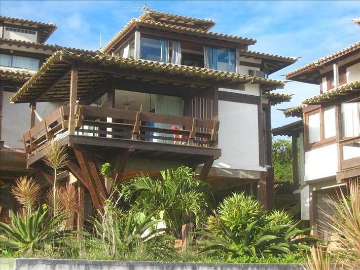 Casas e apartamentos de temporada para 10 pessoas, com sauna e jardim e ainda piscina and vista, com animais de estimação em Búzios