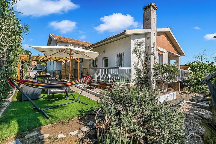 Ferienhaus für 8 Personen, mit Balkon