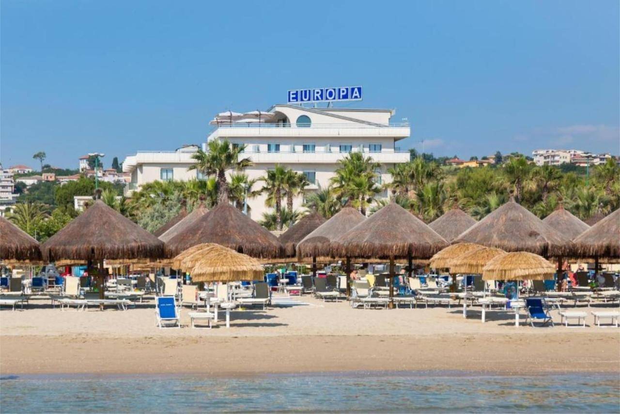 Hotel Europa Beach Village in Venere Mare, Giulianova (Commune)