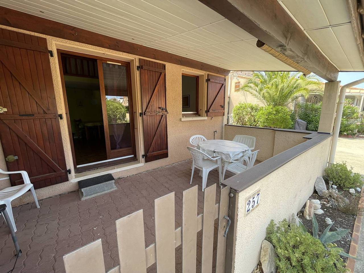 Charmant pavillon 2 pièces + mezzanine, 5 couchages, proche plage, terrasse, parking, animaux admis in Saint-Cyprien, Côte d'Améthyste
