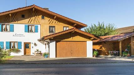 Ferienwohnung für 2 Personen, mit Garten und Balkon in Bad Bayersoien