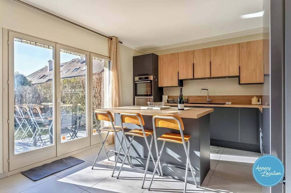 Apartamento entero, T4 Apartment – Les Charmilles in Menthon-Saint-Bernard, Región de Annecy