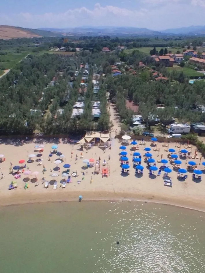 Campeggio per 4 persone, con panorama e giardino nonché terrazza, con animali domestici - 1
