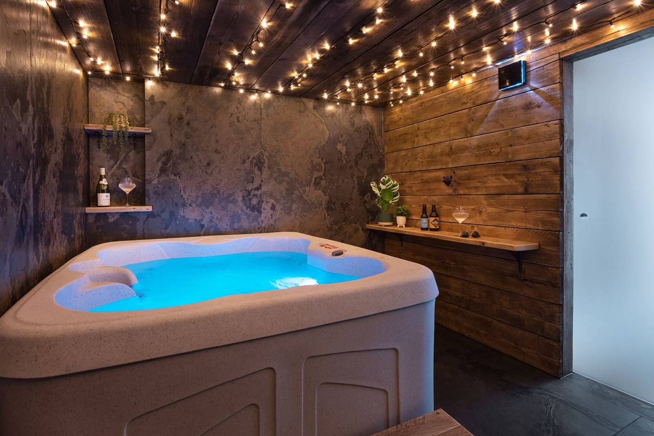 Wharton House Mews retreat for two in Cartmel, Lake District