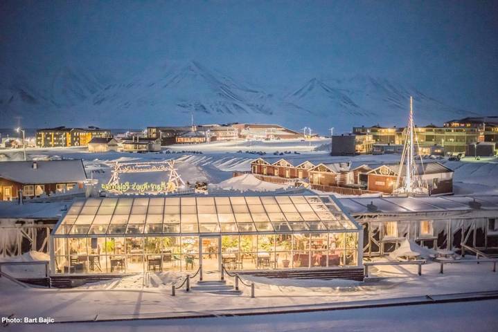 Hôtel pour 2 personnes, avec Terrasse et Jardin dans Longyearbyen
