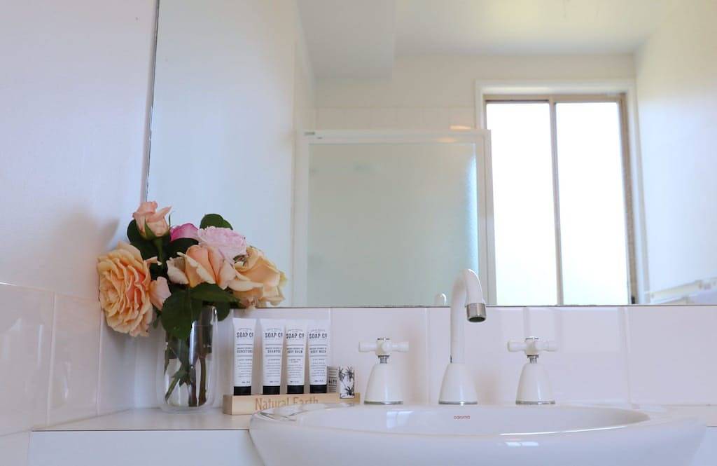 Nicht Notwendig - 20 Mcintyre Street in Robe, South Australia