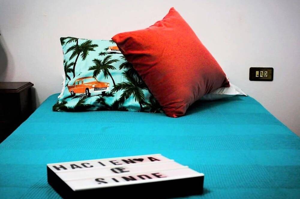 Villa en Narón cerca de Playa Pantín y Golf in Narón, Costa de Galicia