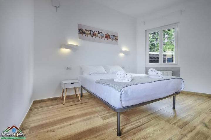 Gîte pour 8 personnes, avec jardin et piscine à Lierna - 4