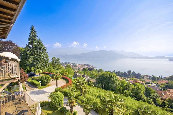 Ferienwohnung für 2 Personen, mit Seeblick und Ausblick sowie Garten und Pool, mit Haustier im Piemont - 3