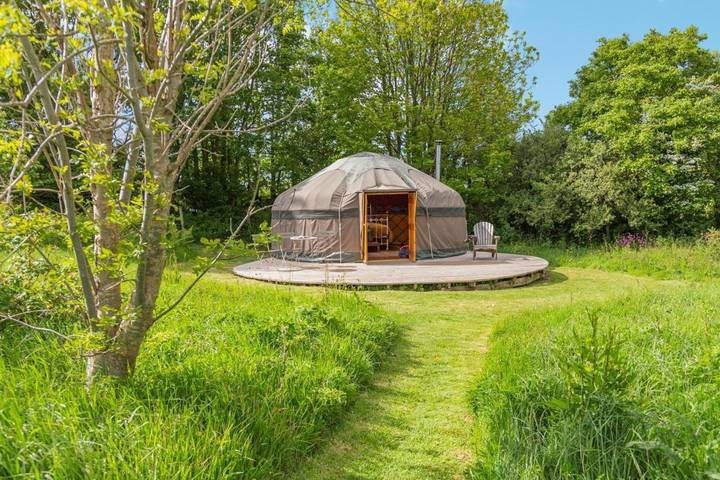 Camping for 2 people, with Hot tub in Polperro