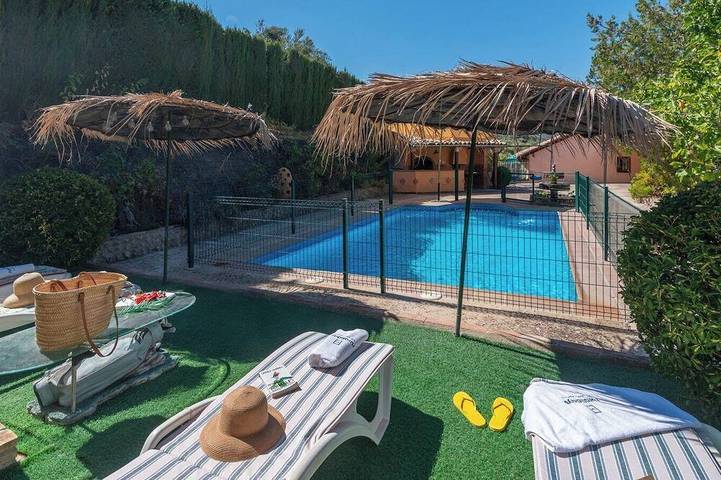 Villa for 12 people, with garden - 1