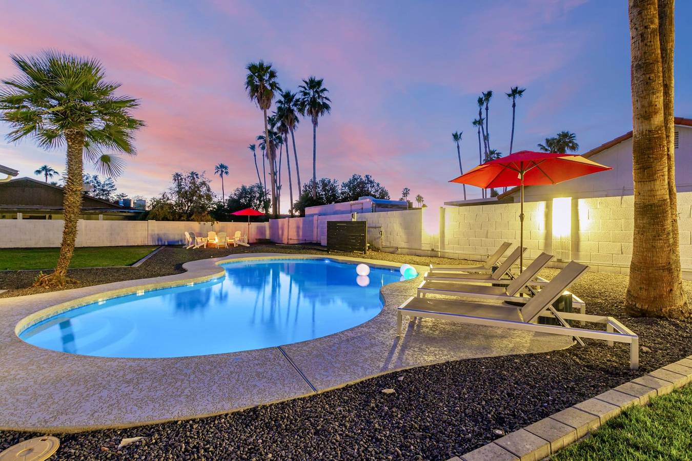 Agave on Cactus Private Pool Firepit Sleeps 10 in Phoenix, Maricopa County