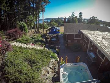 Vacation House for 6 Guests in Orcas Island, San Juan Islands, Picture 1