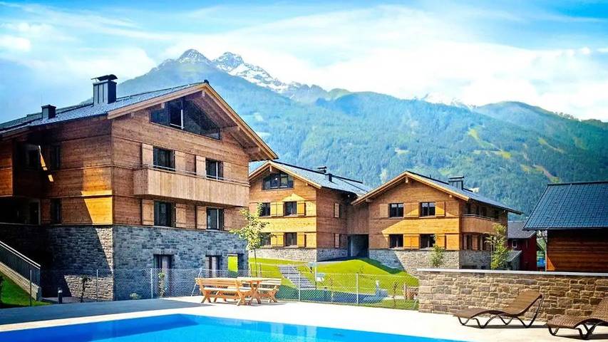 Ferienwohnung für 5 Personen, mit Pool und Garten sowie Terrasse - 1