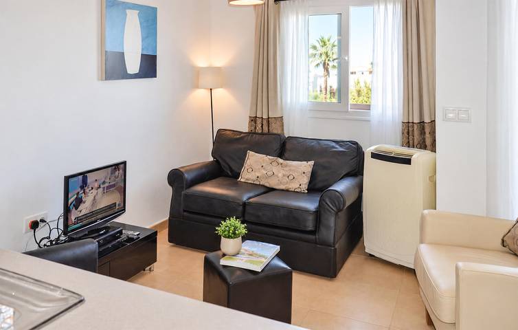 Apartamento vacacional entero, Encantador apartamento con piscina y terraza in Condado de Alhama, Alhama de Murcia