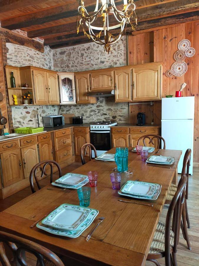 Location de vacances pour 6 personnes, avec vue à Saint-Benoît-du-Sault - 2