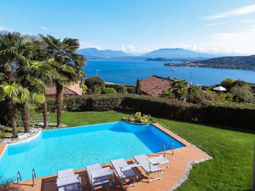 Villa Mit Pool für 11 Personen in Comune di Meina, Lago Maggiore (Piemont), Bild 3
