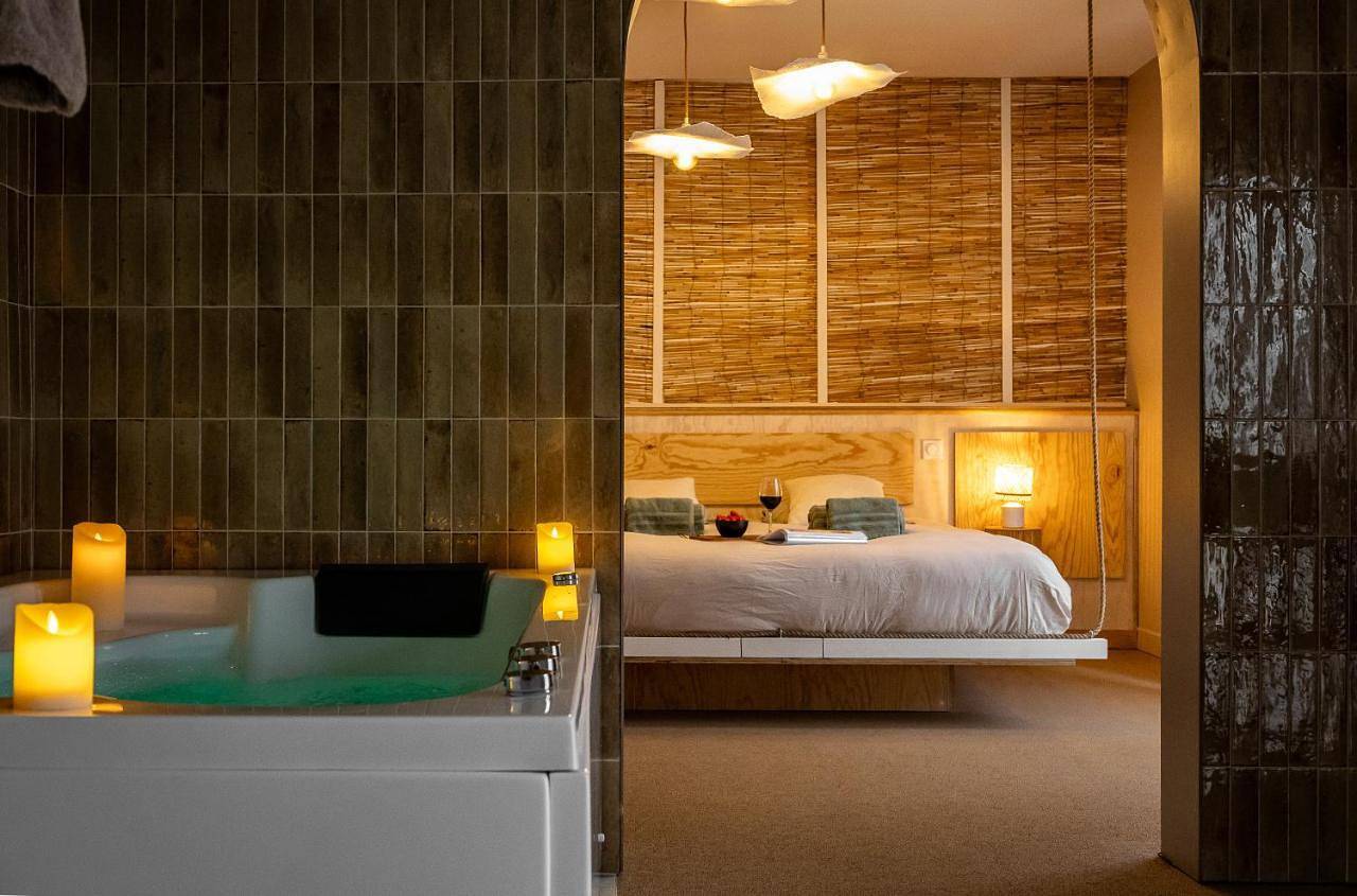 Appartement entier, Love Room Suite Bali - Auray en Bretagne in Brech, Côte des Mégalithes