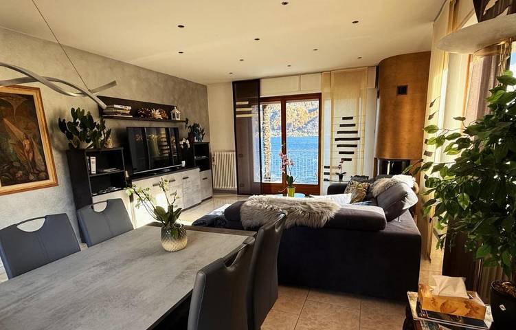 Ferienwohnung für 4 Personen, mit Garten und Whirlpool in Brusimpiano Gemeinde
