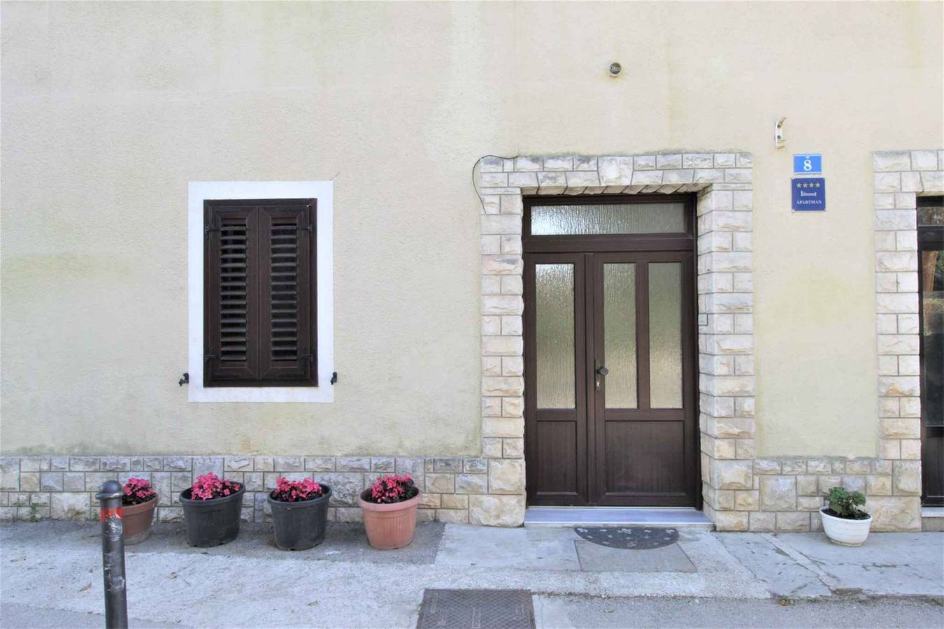 Entire holiday apartment, Holiday apartment with sea view  in Umag, Umag Region