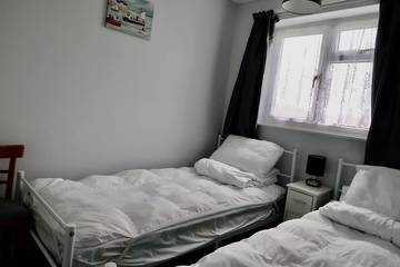Chalet for 8 People in Hemsby, Newport (Norfolk), Photo 1