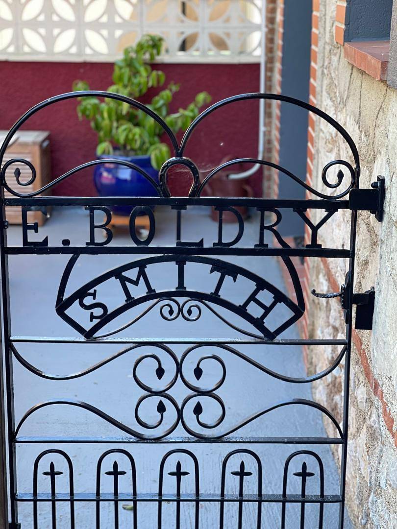 La Maison Jaune in Saint-Laurent-de-la-Salanque, Côte d'Améthyste