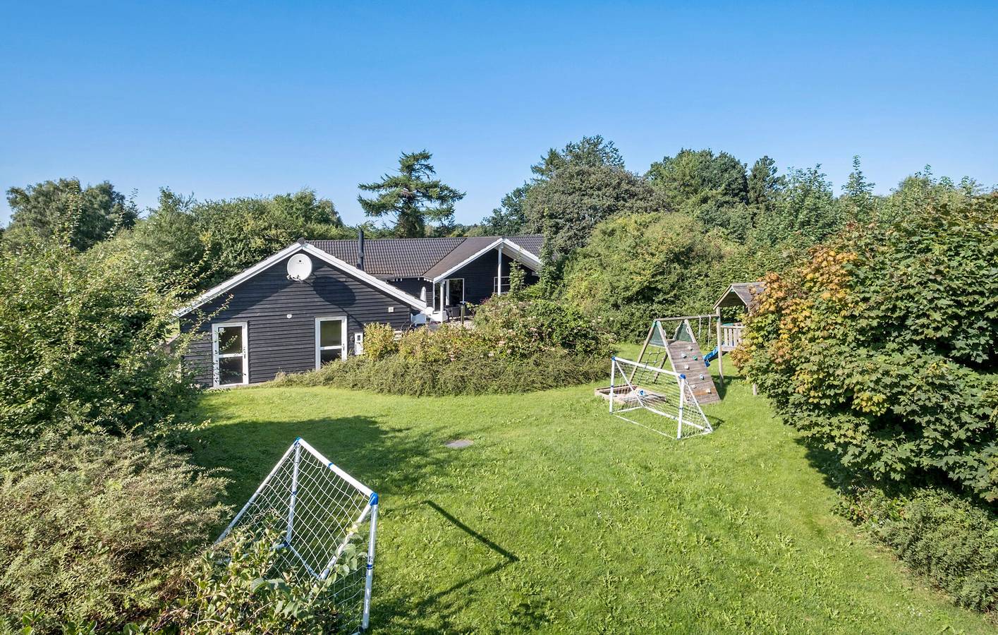 Feriehus for 16 personer med sauna in Holløselund, Tisvilde