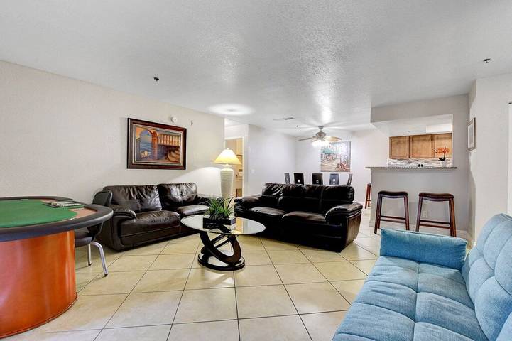 Vacation rental for 8 people, with hot tub and pool, with pets in Las Vegas Strip