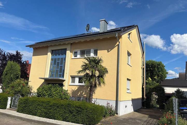 Ganze Wohnung, Helle neue Wohnung, Pool+ Garten, Grillen + Chillen; Europapark, Rad+ Wandern in Endingen - Königschaffhausen, Endingen