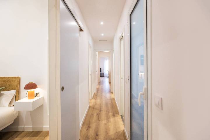 Ganze Wohnung, 63Ind1125- Brand new apartment in Barcelona Zentrum, Barcelona