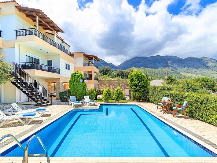 Für 10 Personen in Kournas, Kreta (West-Kreta) in Chania und Umgebung