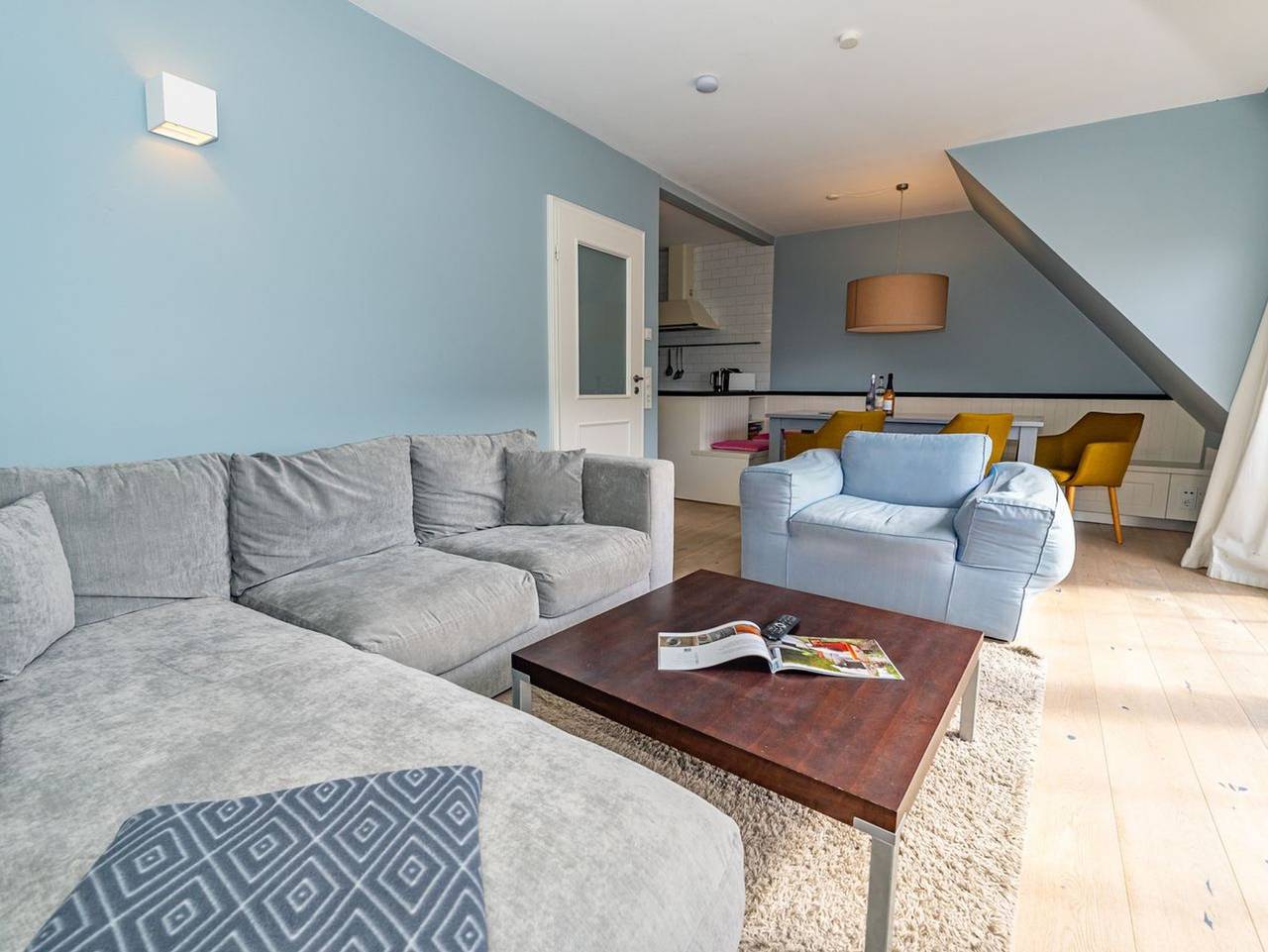 Ganze Ferienwohnung, Casa Karline - 4-Zimmer-Ferienwohnung mit Balkon und Blick auf die Deichwiesen. in Westerland, Sylt (Gemeinde)