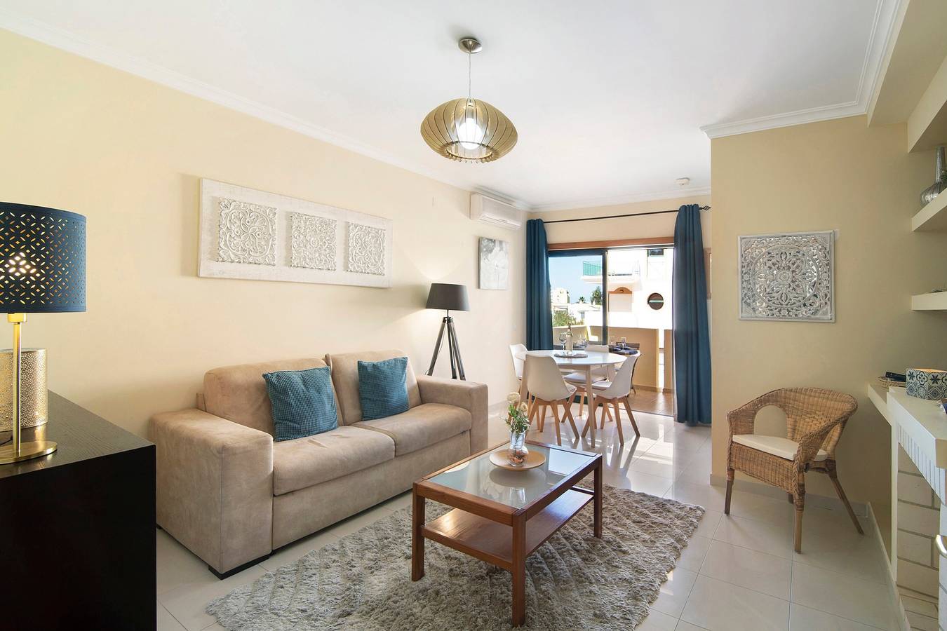 Entire apartment, Apartment "Eden" with Shared Pool & Wi-Fi in Vilamoura, Quarteira