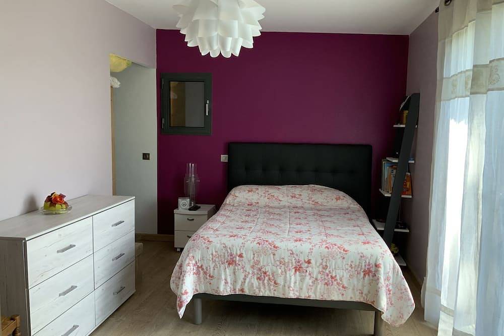 Detached house with garden in Mane, Regionaler Naturpark Luberon