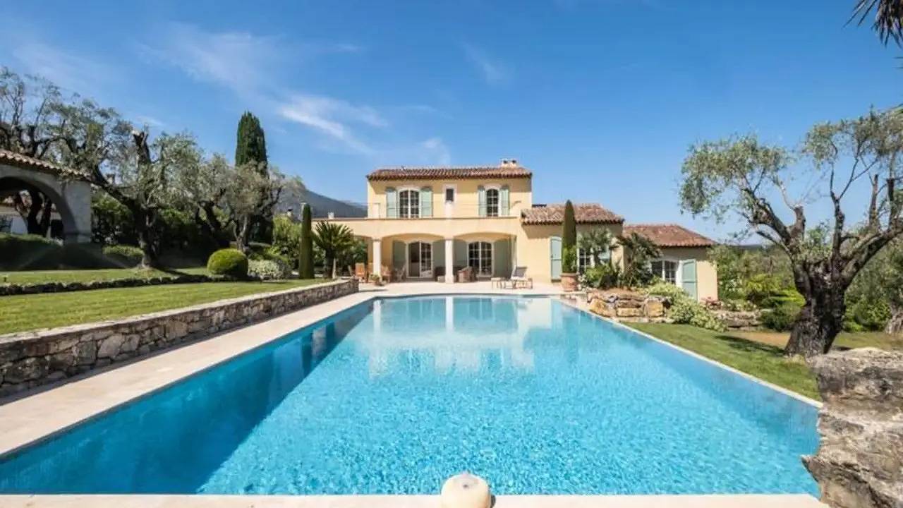 Ganze Ferienwohnung, Ferienwohnung für 13 Personen (280 m²) in Commune de Roquefort-les-Pins in Roquefort-les-Pins, Mittelmeerküste (Frankreich)