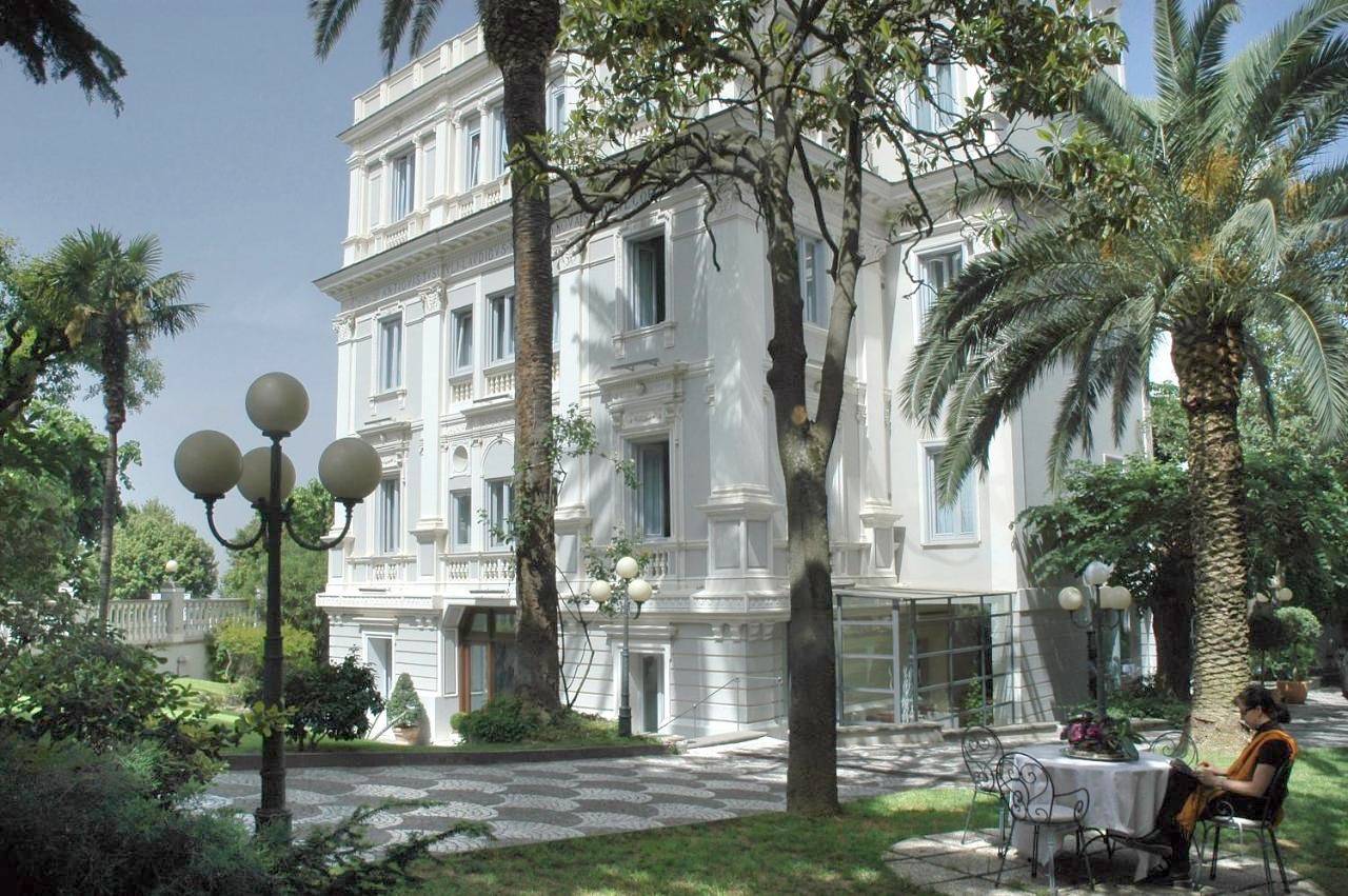 Hotel Flora in Frascati, Castelli Romani