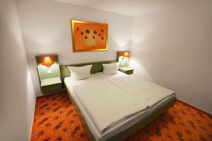 Ferienwohnung für 2 Personen, mit Pool in Schöneck (Sachsen) - 2