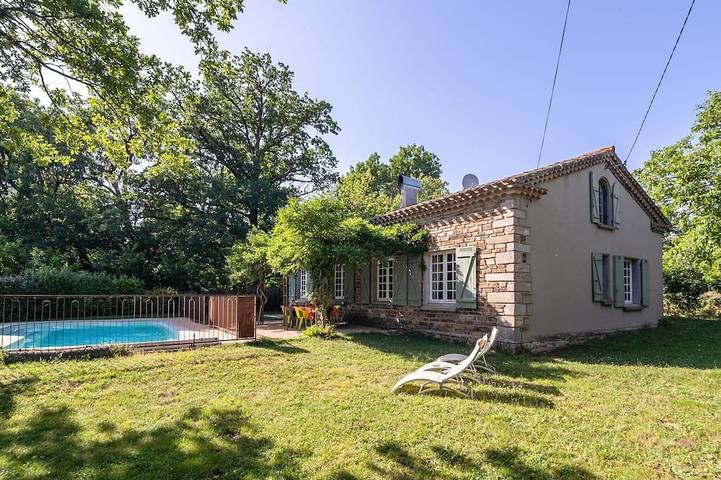 Villa für 7 Personen, mit Pool und Terrasse sowie Garten - 1