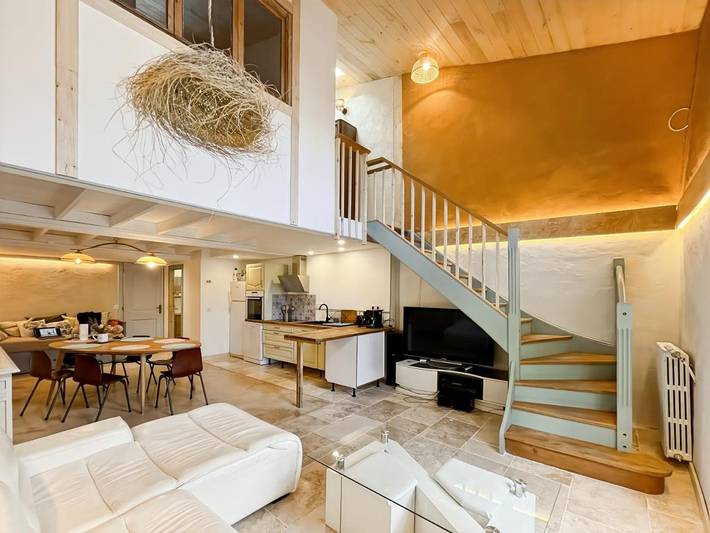 Gîte pour 2 personnes, avec terrasse et vue à La Roquebrussanne